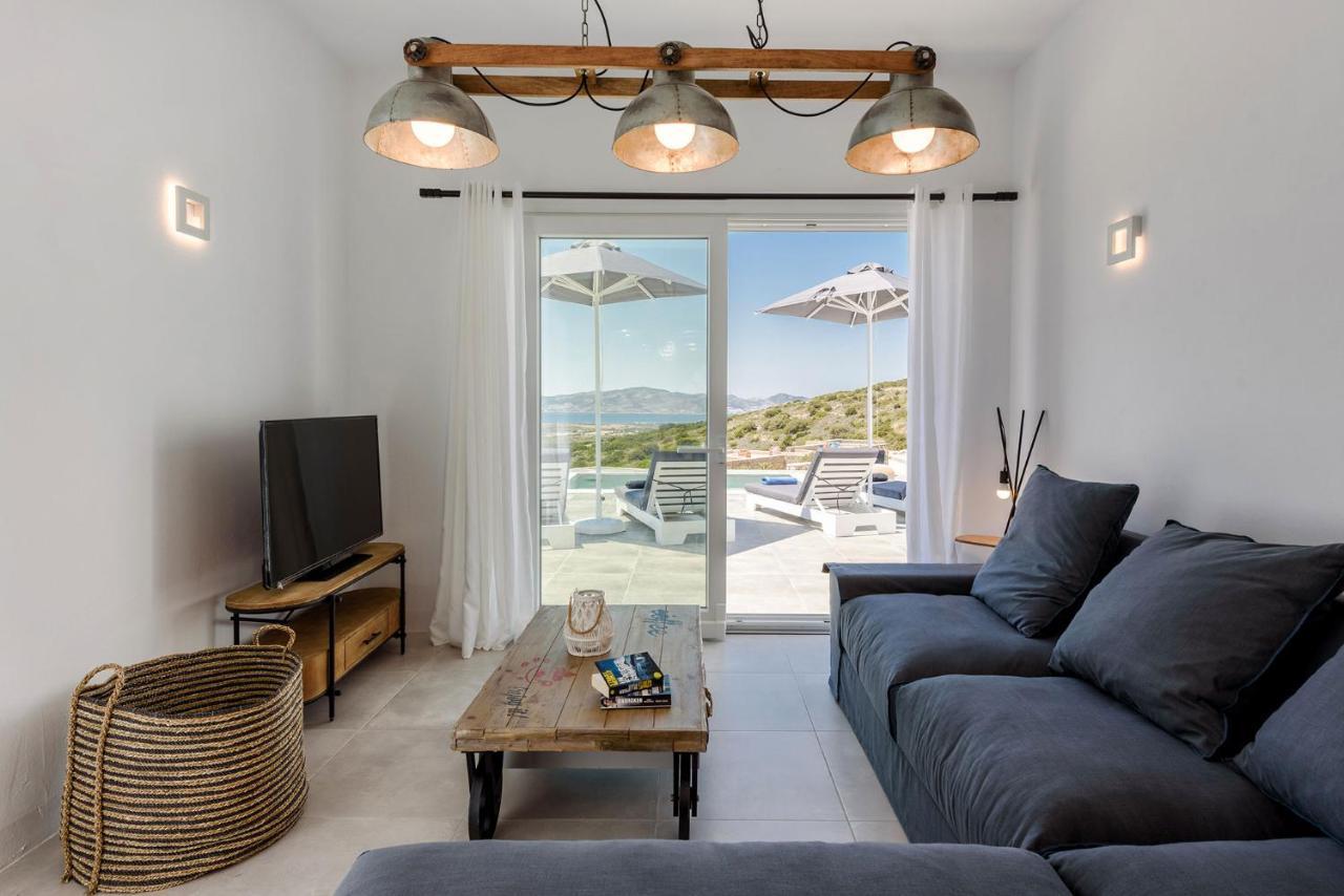 Villa Paros Blue Senses